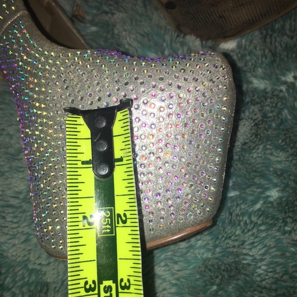 Delicacy Sexy Rhinestone Pump Heels - Picture 4 of 8